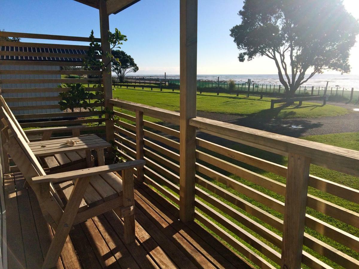 Oakura Beach Holiday Park Camera foto